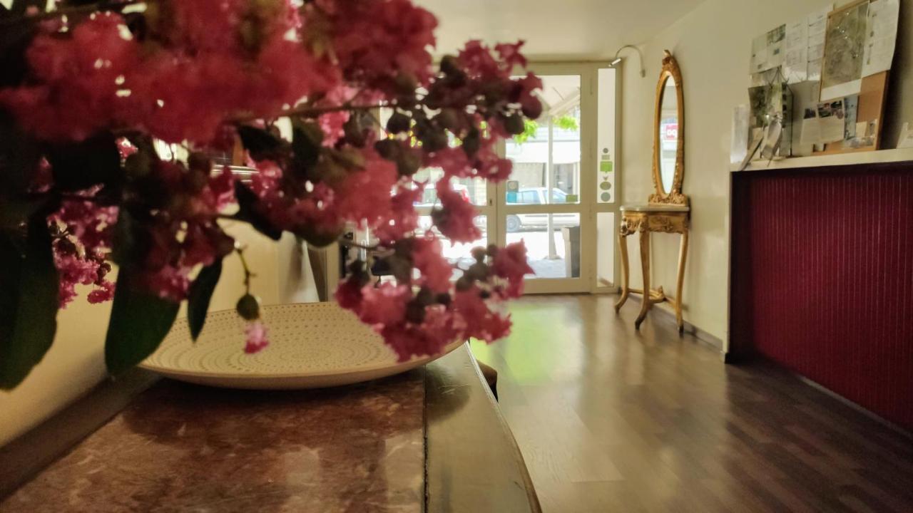 Hotel King كالامباكا المظهر الخارجي الصورة